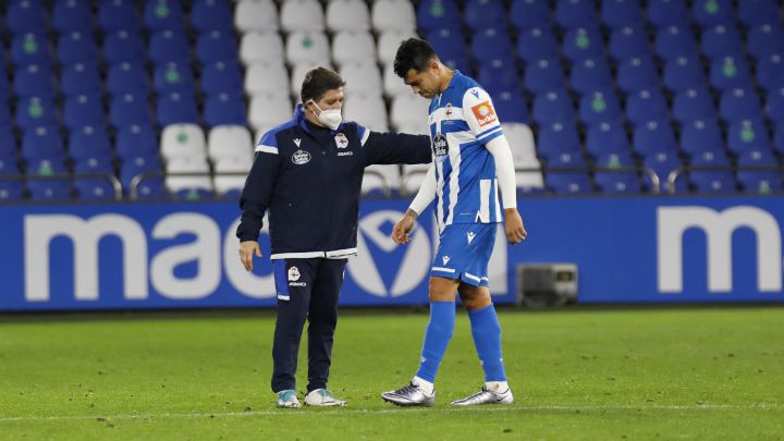 Miku se retira cabizbajo tras el Deportivo - El Ejido