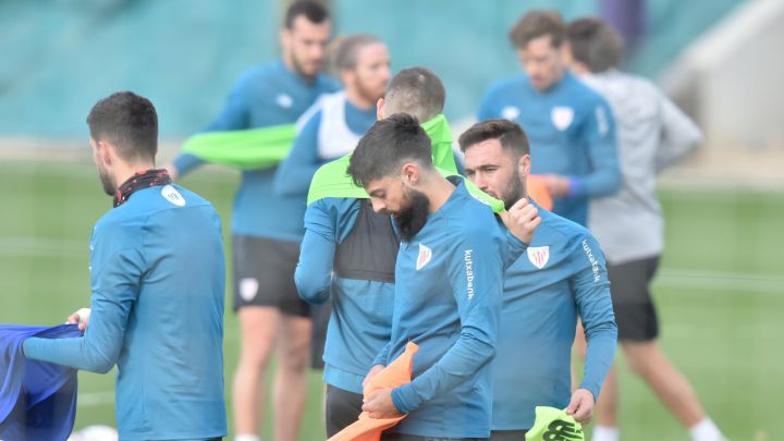 El once del Athletic con Núñez, Villalibre y la alternancia de pivotes