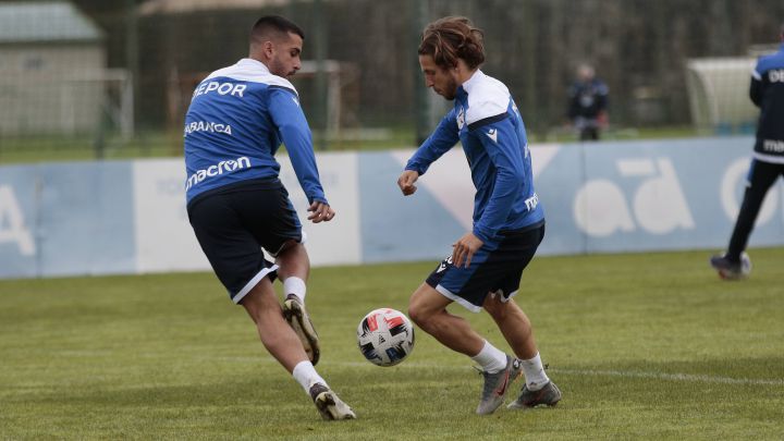 Keko, rurante un entrenamiento del Deportivo.