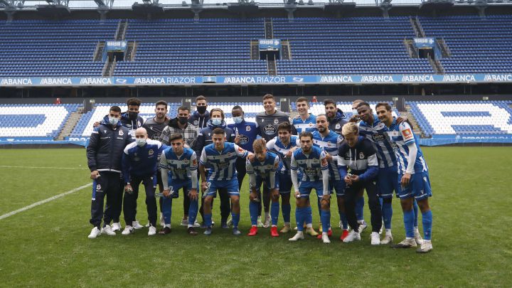 El Deportivo posa tras el Teresa Herrera