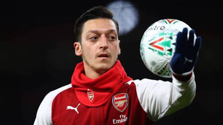 Özil: "Lo que diga la gente de fuera sobre mi juego o mi carácter es irrelevante, basura"