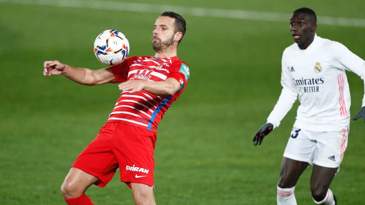 Soldado renovará si juega 25 partidos oficiales