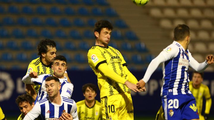 Edgar y Borja, positivos por
covid en el Oviedo