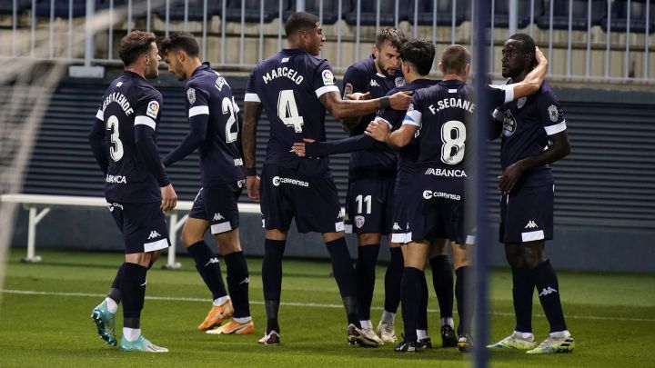 El Lugo, cerca de recuperar al Puma, pierde a Alende e Iriome para el regreso
