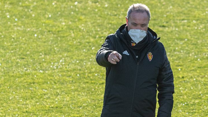 “Sacaremos un once competitivo mirando de reojo a la Liga por el tema de los descansos”
