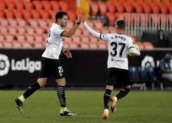 Maxi mitiga el desastre del Valencia