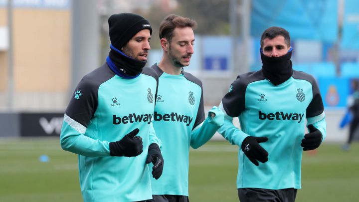 Cabrera, Calero y Mérida, en el entrenamiento de este jueves.