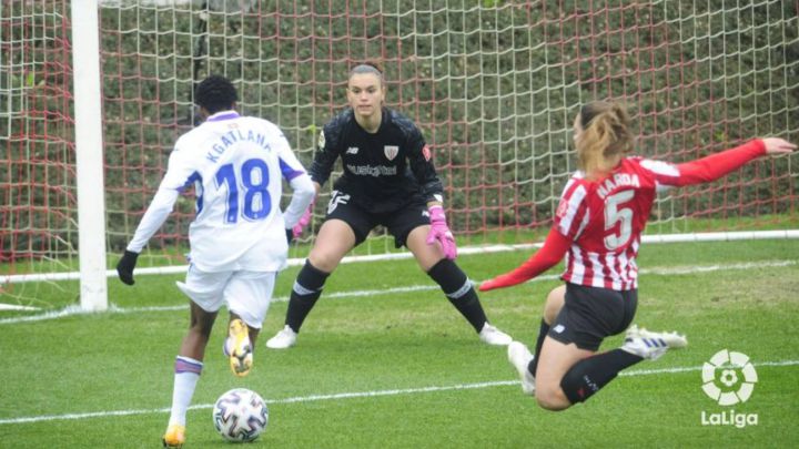 Kgatlana y Sara Navarro amargan el debut a Iraia Iturregi
