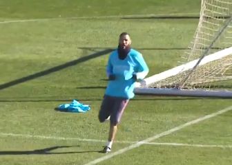 Lo intenta mil veces y no le sale otra vez: Benzema y su gol más increíble