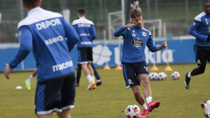 Gandoy en un entrenamiento con el Deportivo