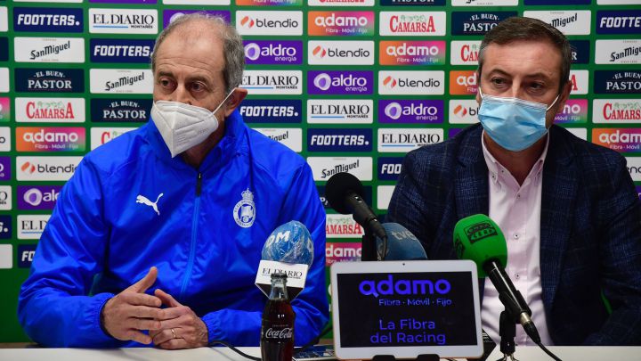 El club respalda a Solabarrieta entre protestas de la afición