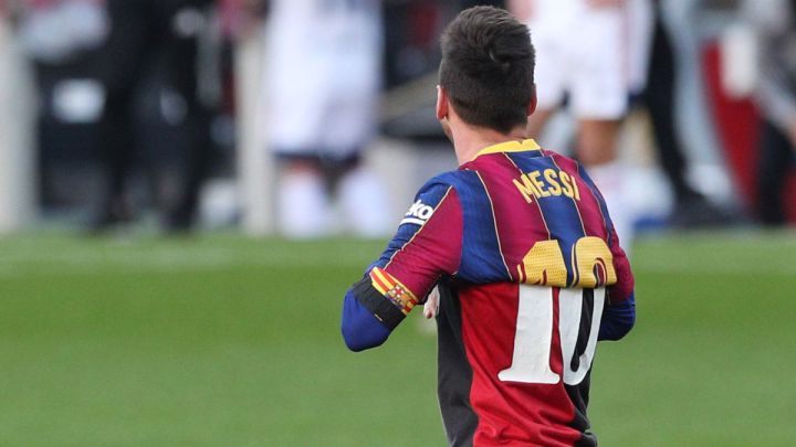 600 € de multa a Messi por homenajear a Maradona