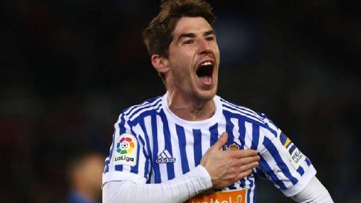 Aritz Elustondo volverá contra el Córdoba en Copa
