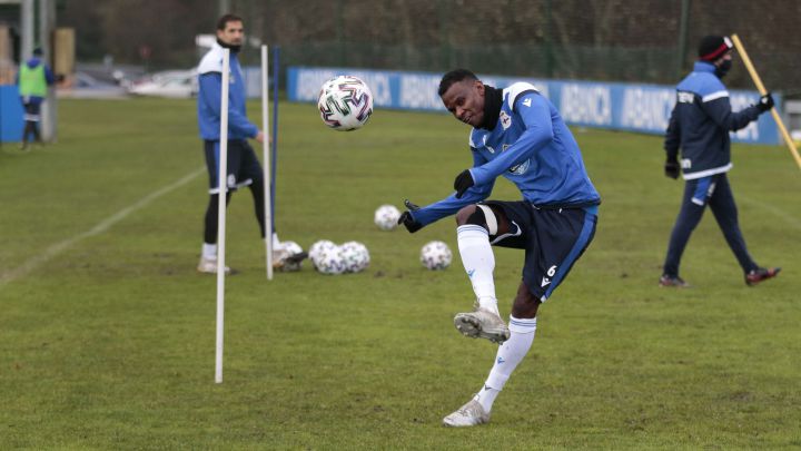 Uche Agbo en el entrenamiento del 4 de enero, el último que realizó.