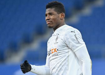 La huida de Embolo, del Gladbach, por un tejado para no ser cazado por la policía