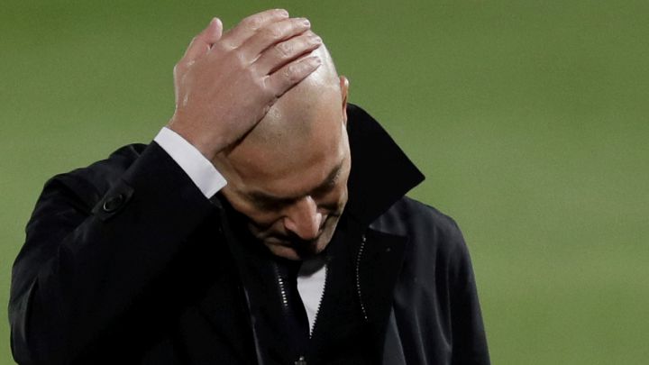 Zidane, durante el Alcoyano-Real Madrid.