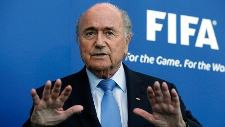 Blatter continúa en la UCI: "Los médicos están satisfechos,
pero aún queda un largo camino por recorrer"