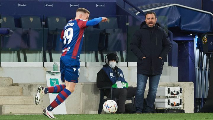 Sergio alcanza los 96 partidos en Primera de Mendilibar