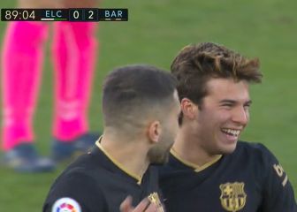 La alegría de Riqui Puig al entrar y marcar
