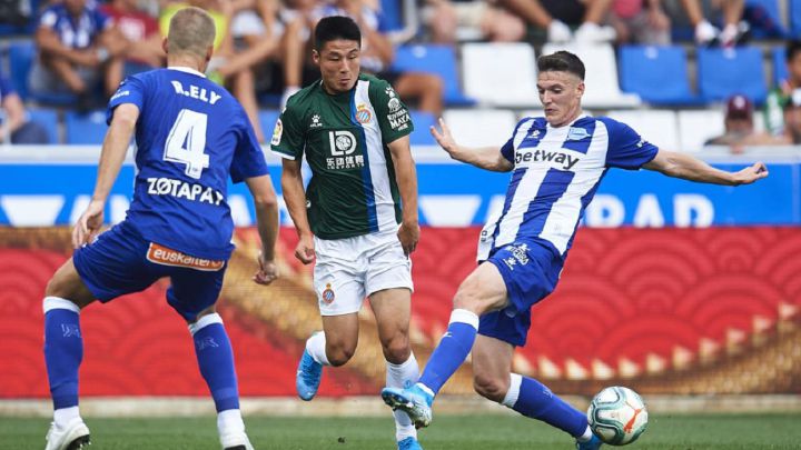 Adrián Marín, candidato para reforzar el lateral izquierdo