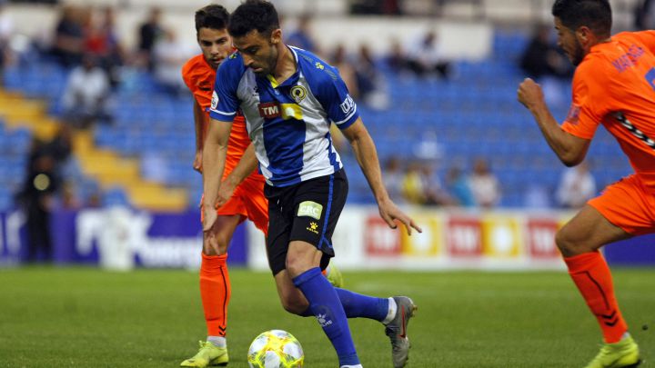 El Real Murcia tantea a Benja, ariete del Hércules