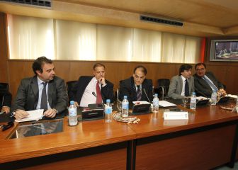 Real Madrid and Barça fail to show for LaLiga TV rights meeting