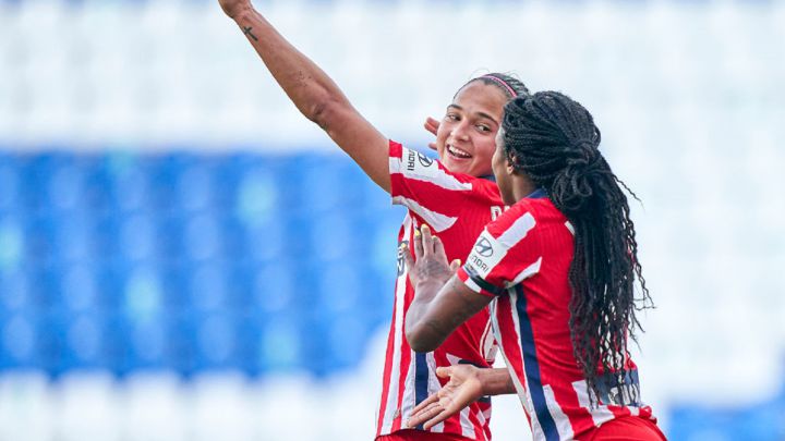 Deyna Castellanos y Ludmila.