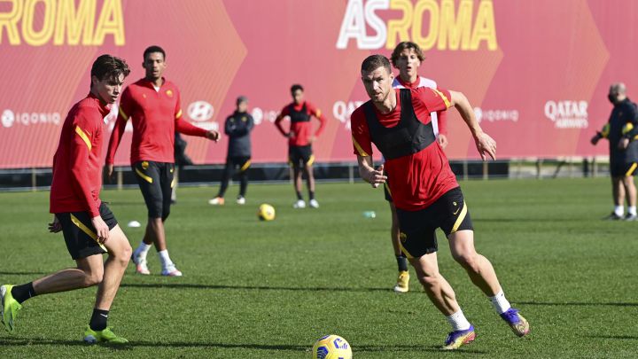 Dzeko vuelve a entrenarse tras su altercado con Fonseca