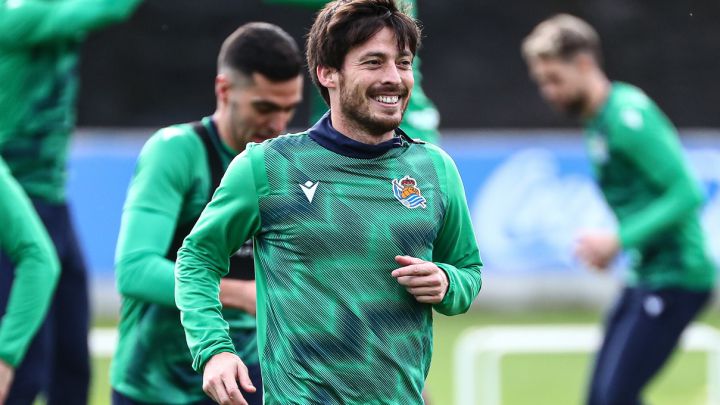 Alivio en la Real: Silva vuelve por fin con el grupo