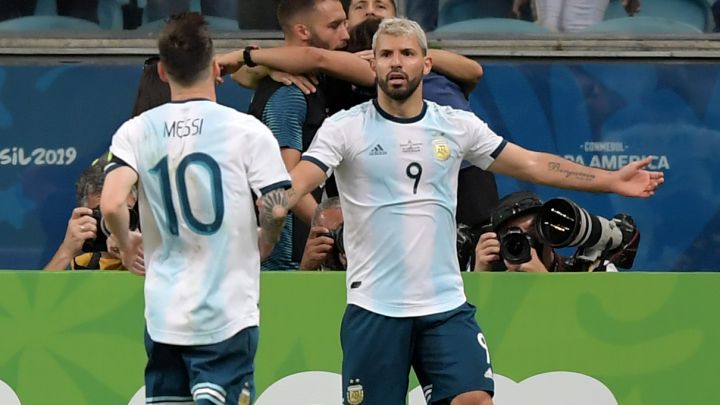 Agüero y Messi, durante un partido con la selección argentina.