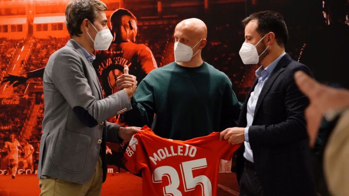 Álvaro y Mollejo saludan a la afición a través de las redes sociales