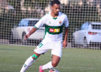 Hugo Esteban, pichichi de Tercera, llama a las puertas de Almirón