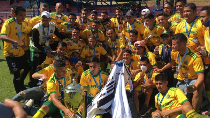 El humilde equipo guatemalteco sumó el cuarto título de su historia y repitió el éxito vivido en 2018. Un conjunto al alza con jugadores para el recuerdo.