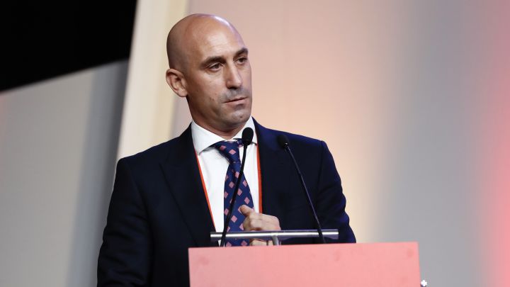 RFEF y Policía Nacial se unen contra las apuestas ilegales y la prevención de violencia