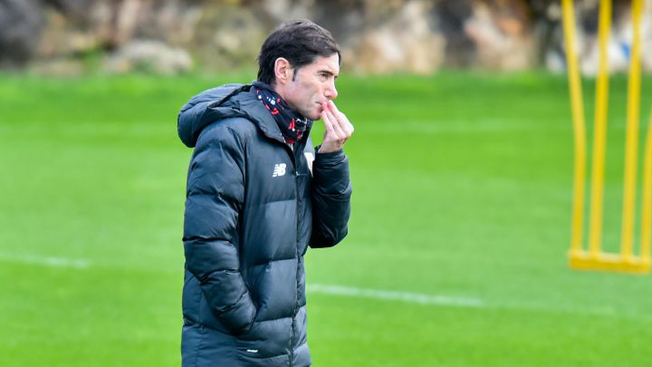 Marcelino: "La motivación es llegar a una final y poder jugar tres la misma temporada"