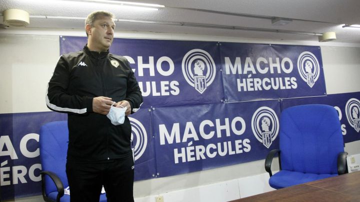 Manolo Díaz.