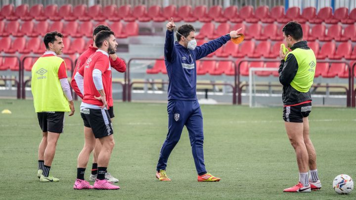 El Alcorcón persigue resucitar a costa de un rival irregular