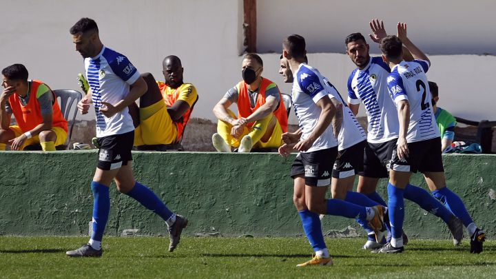 Moisés rescata un punto y evita otra debacle del Hércules