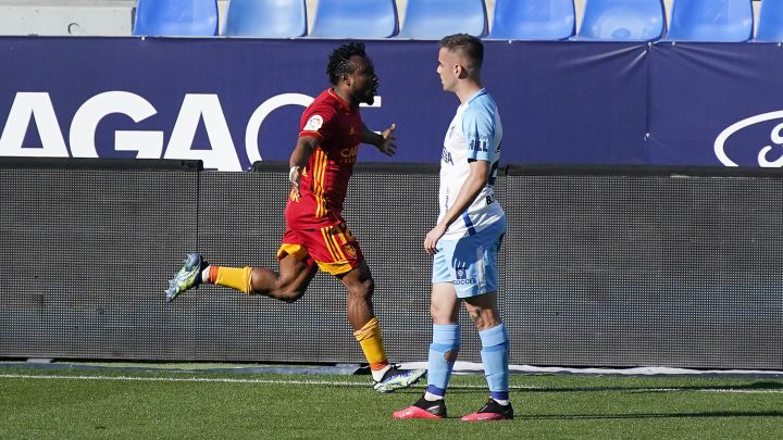 James Igbekeme celebra su gol frente al Málaga.