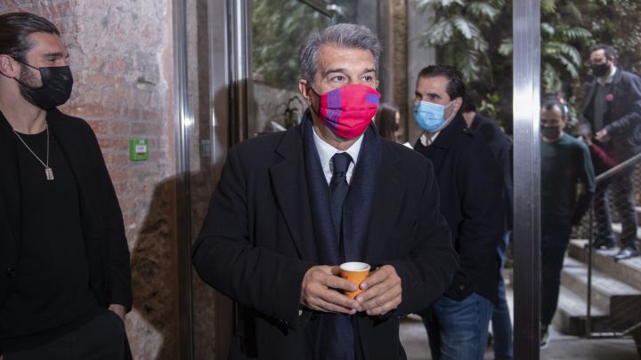 Laporta: "I've spoken to Piqué, he's devastated"