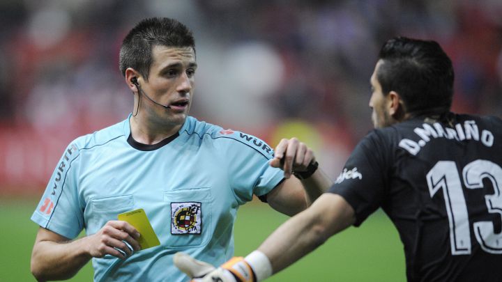 Díaz de Mera arbitrará el aplazado Barcelona-Elche