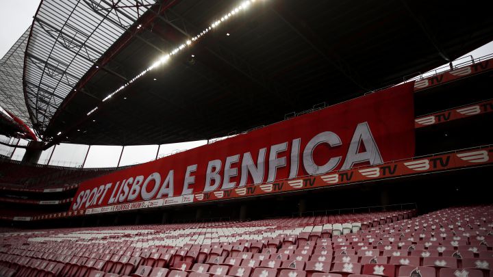 El Benfica planeó comprar el Almería y el Charlton