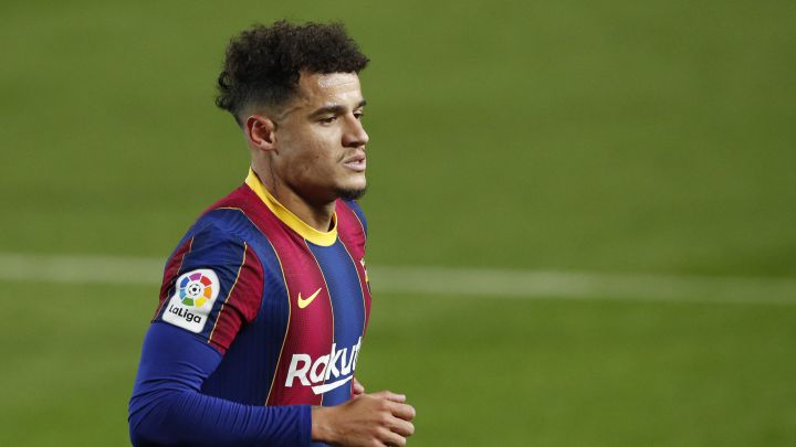 Problemas para Coutinho: sigue con la rodilla izquierda hinchada