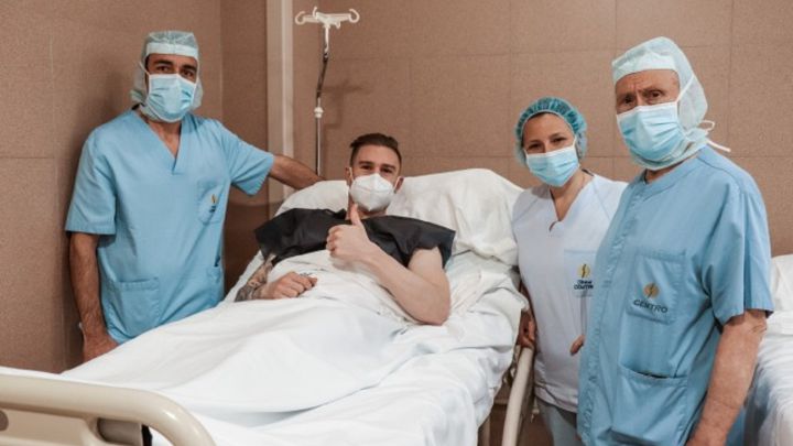 Raúl García Carnero volvió a pasar por el quirófano para reparar su rodilla izquierda.