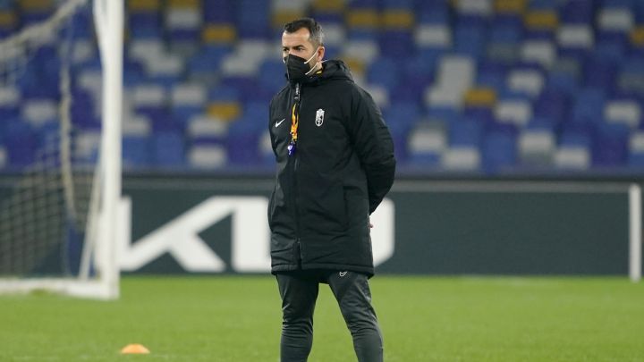 Diego Martínez: “Debemos hacer un partido perfecto para pasar”