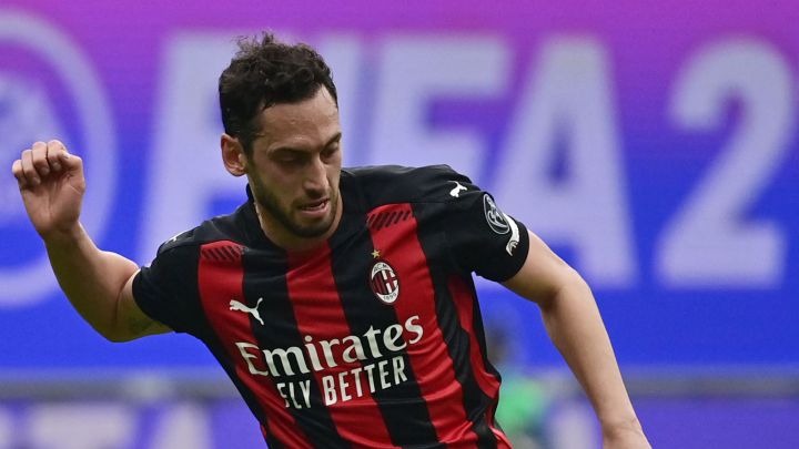 Guiño de Çalhanoglu al Galatasaray