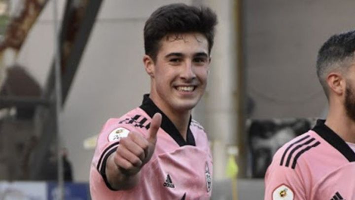 CD Covadonga Javier Martón Real Sociedad Isak Segunda B