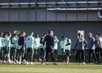 El Betis plantea otro ajuste salarial a su primera plantilla