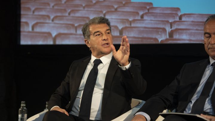 Laporta, a Font sobre Xavi y Jordi: "Te han desmentido"