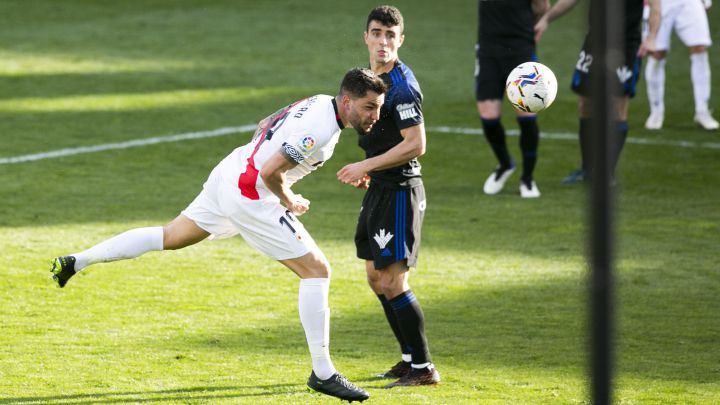 Guerrero cabecea el 1-1 ante la Ponfe.